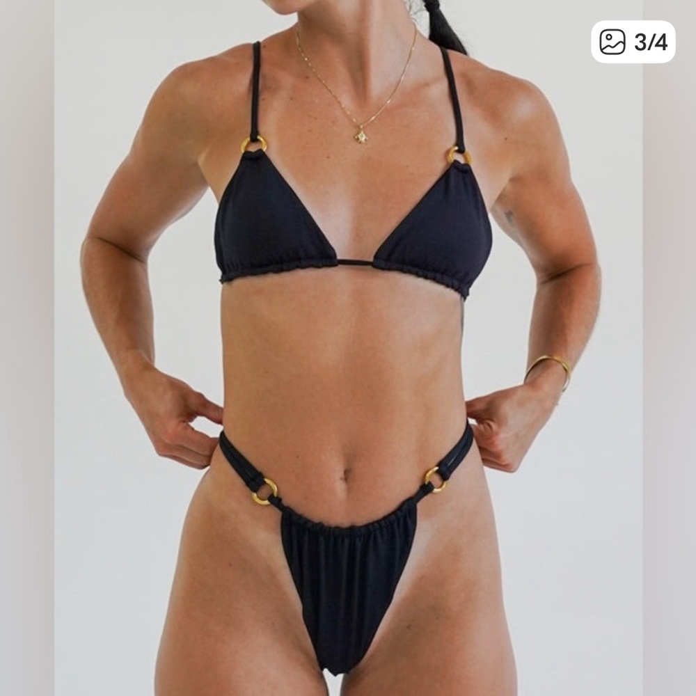 *Brown* Knight Swim Bikini 

Size Medium

New With Tags